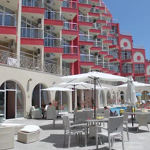 rose-garden-omax-hotel-apartments.sunnybeach-hotels.org/
