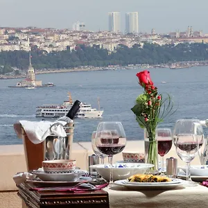 Lir Long Istanbul